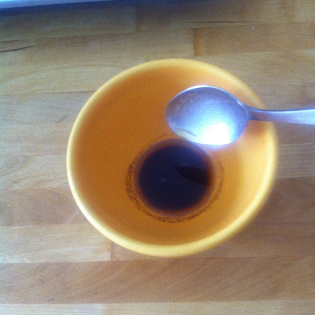 Nun etwas Mokka in die Tasse füllen ...